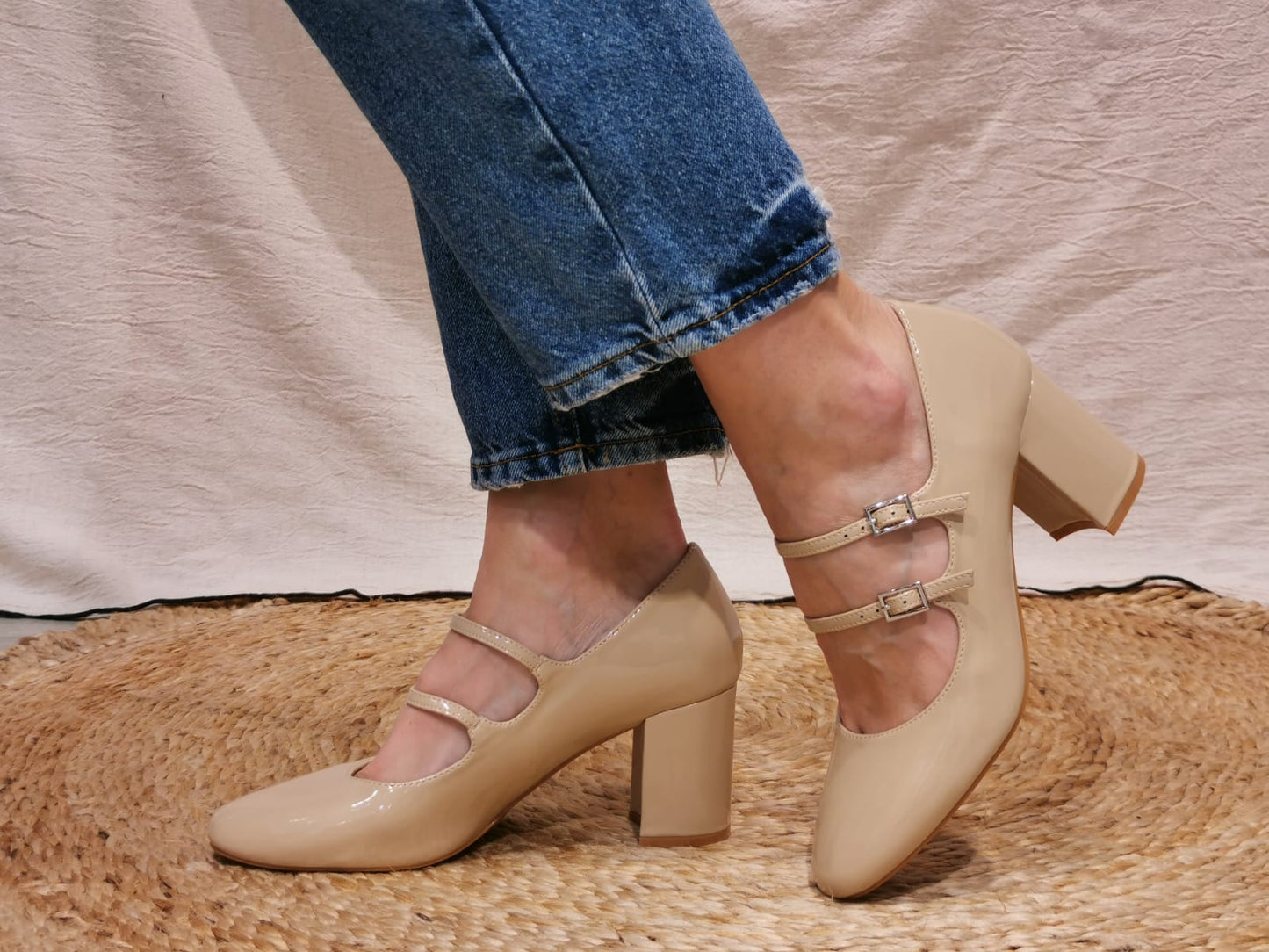Chaussures vernis beige