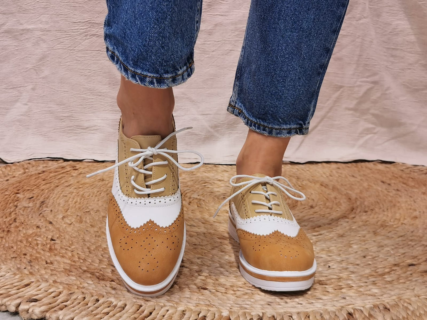 Mocassin bicolore camel et beige