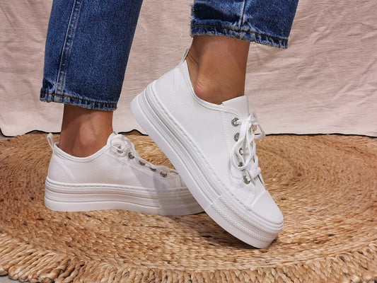 Baskets blanches compensées