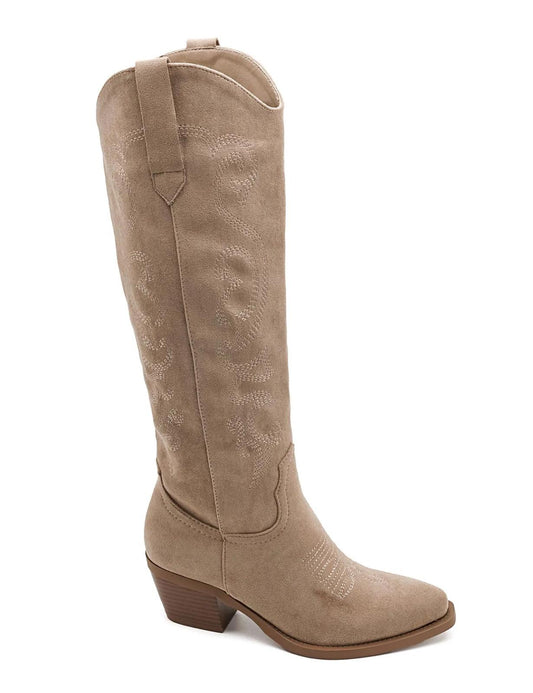 alexiachaususres-caen-boots