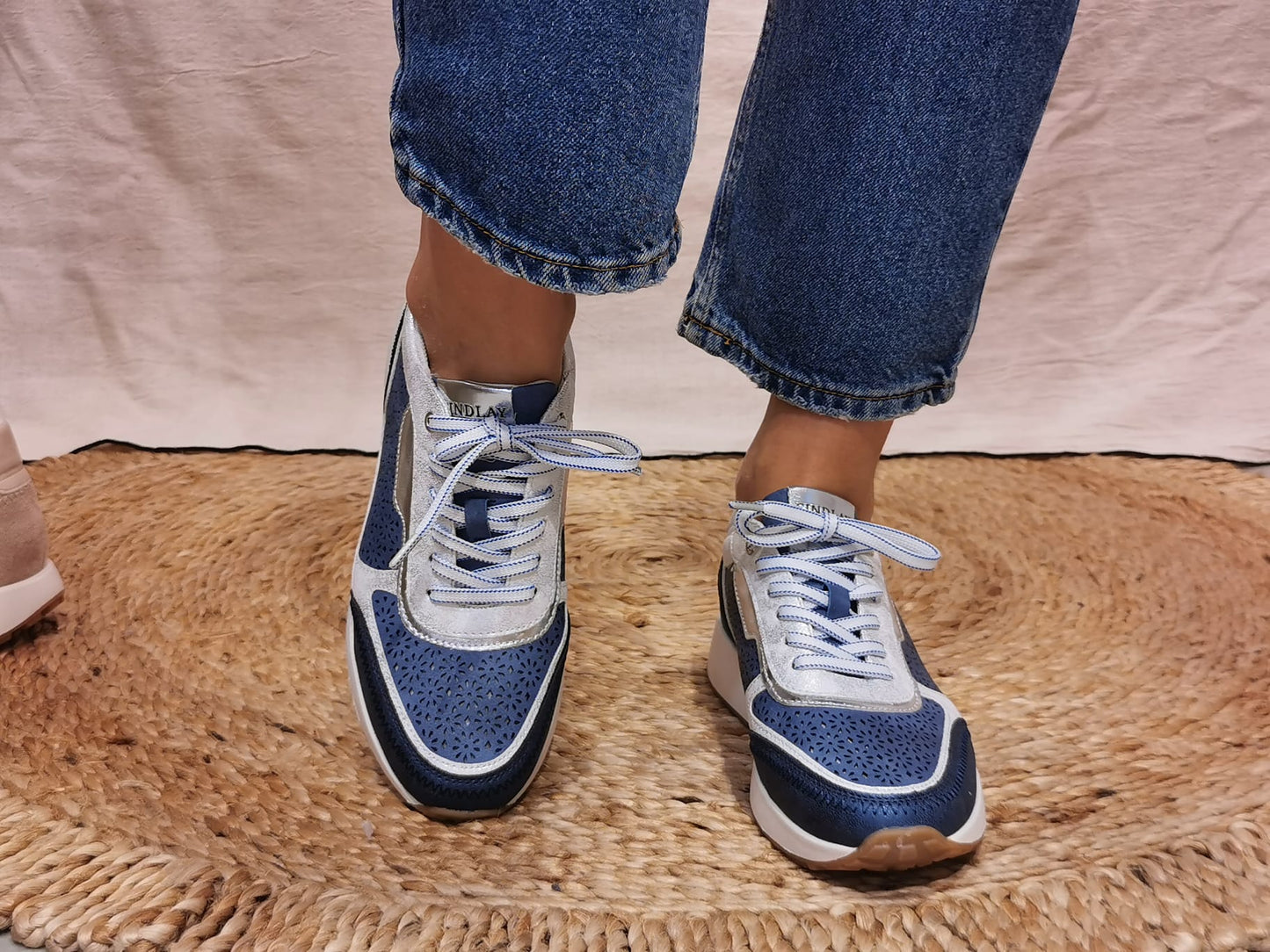 Basket confortable bleu